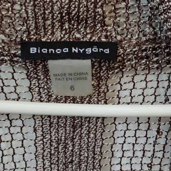 Brown Open Front Cardigan with Ribbed Texture - Picture 3 of 4